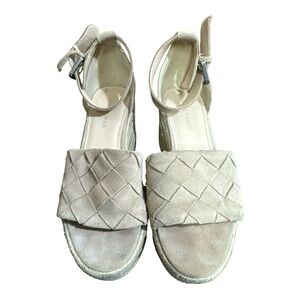 Marc Fisher Tan Varin Quilted Suede Espadrille Wedge Sandals